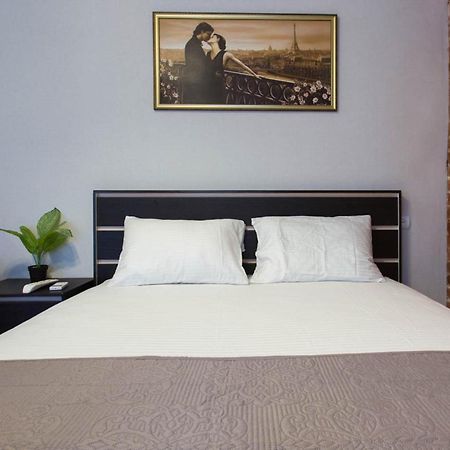 Cozy Studio In The City Center - Mykoly Khvylovoho Str 5-1 Charków Zewnętrze zdjęcie